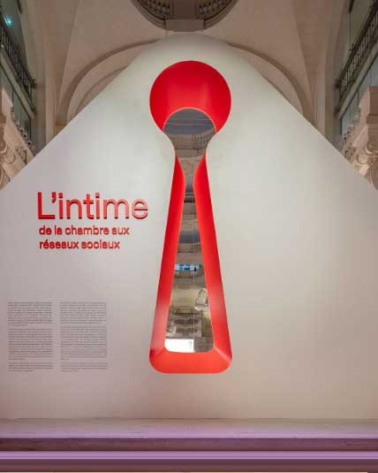 ewa nowak incognito mask 2